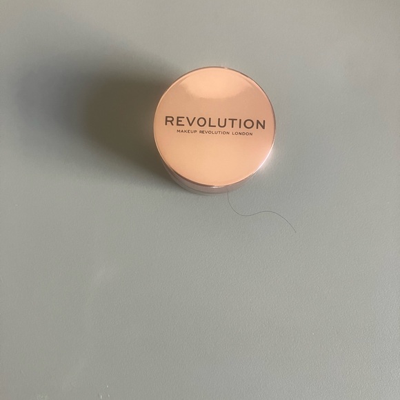 Makeup Revolution Gel Eyeliner Pot - Picture 2 of 7